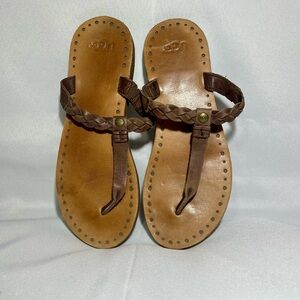 UGG Women's Brown Leather Sandals with Braided Strap sz 7